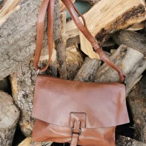 BANDOLERA CUERO RAYAS COLOR CAFE